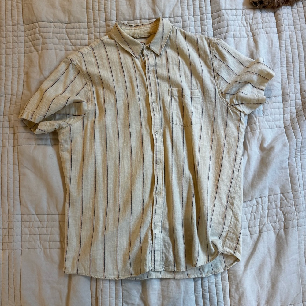 Marine Layer Short Sleeve Button-up - Medium